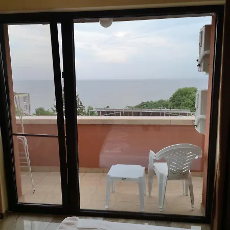 с морски изглед в