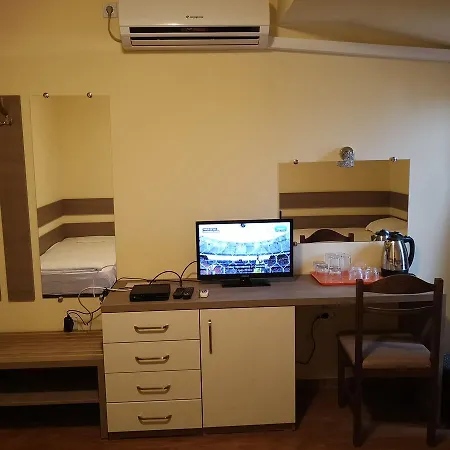 Къща за гости с морски изглед в Несебър